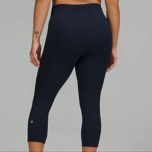 Lululemon “SPEED UP” crop leggings size 12